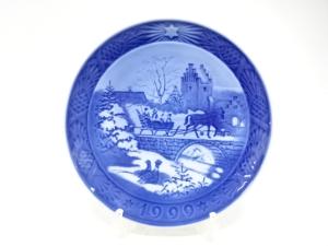 ROYAL COPENHAGEN　ロイヤルコペンハーゲン　「The Sleigh Ride」　イヤープレート(1999年)　洋食器